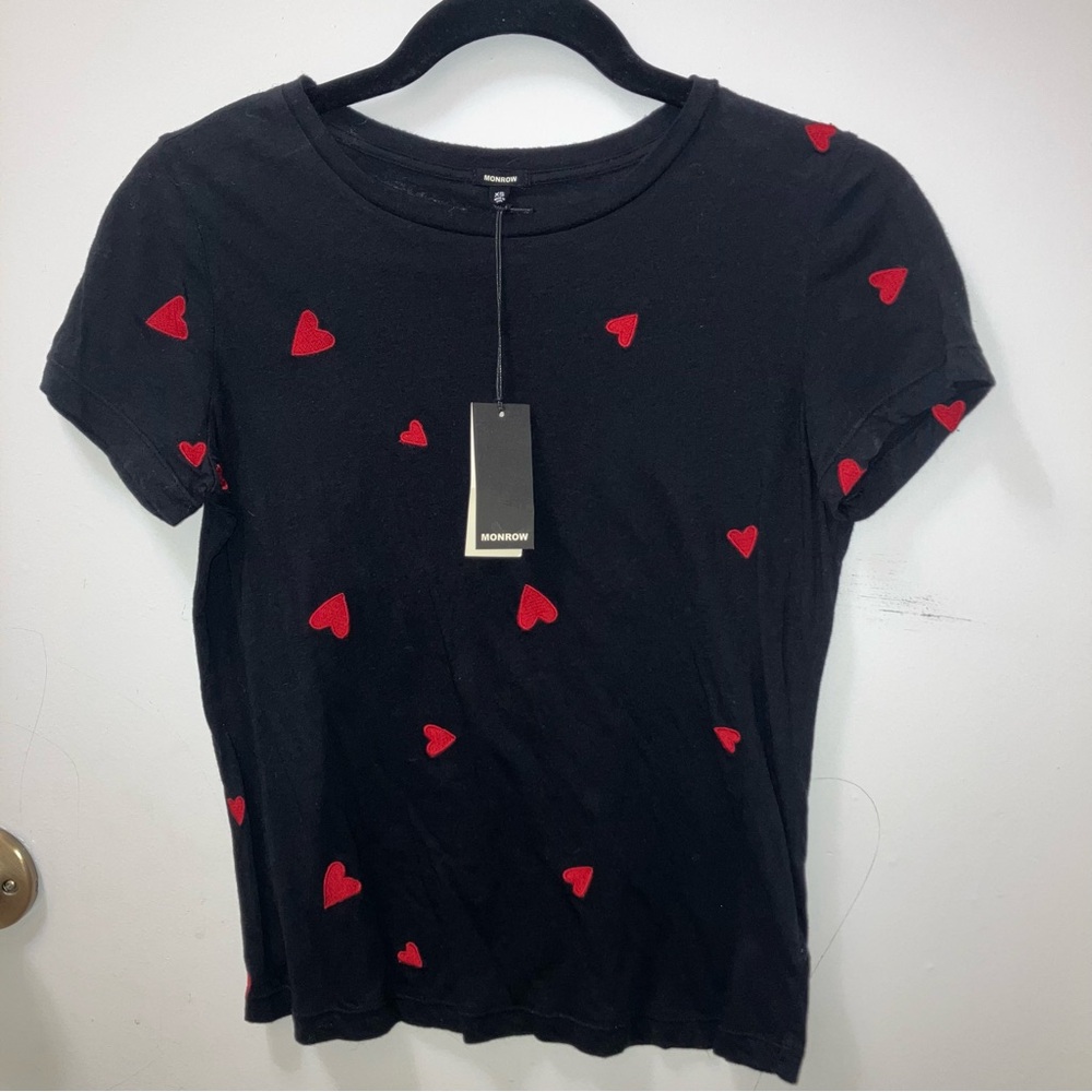 MONROW Embroidered Heart 90s T-Shirt NWT Sz. XS